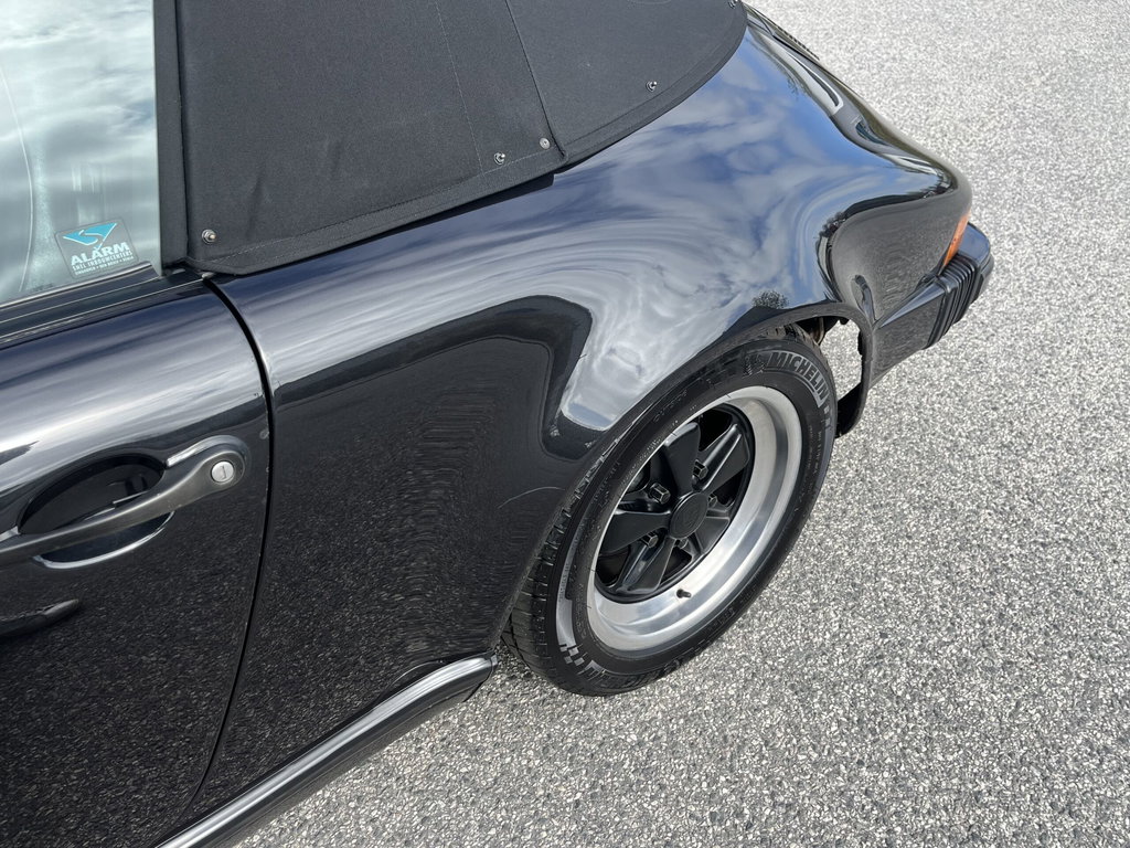 Porsche 911 Carrera 3.2
