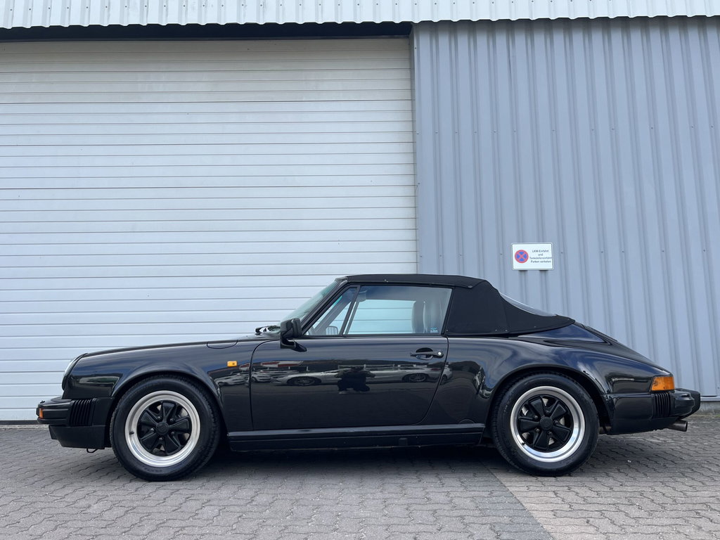 Porsche 911 Carrera 3.2