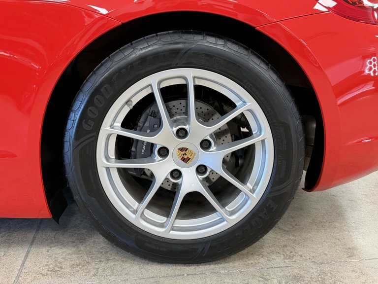 Porsche 981 Cayman