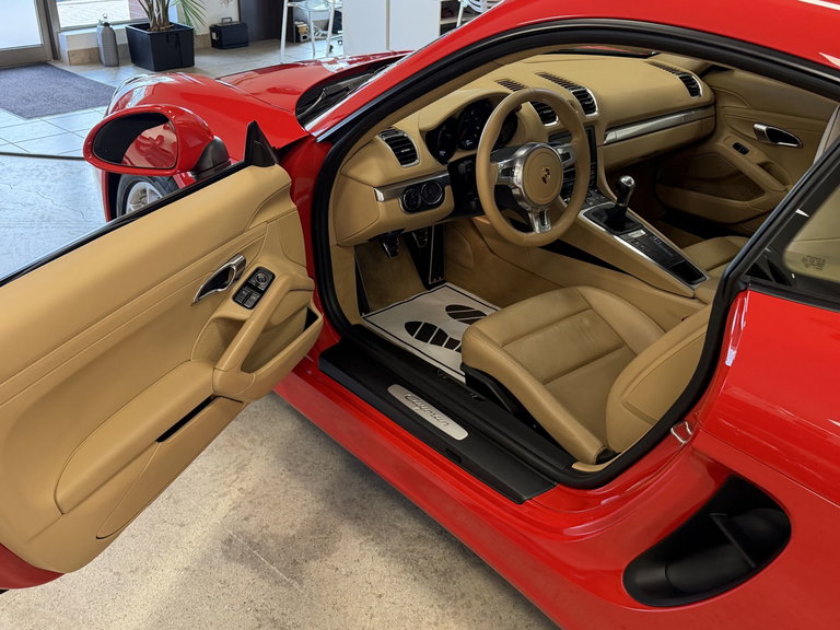 Porsche 981 Cayman