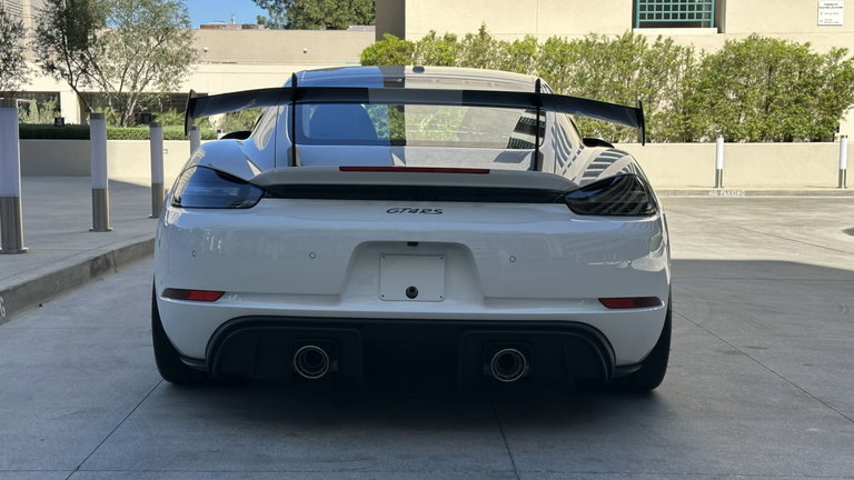 Porsche 718 Cayman GT4 RS