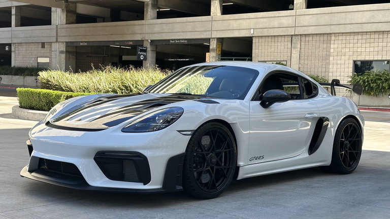 Porsche 718 Cayman GT4 RS