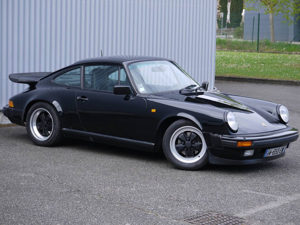 Porsche 911 Carrera 3.2