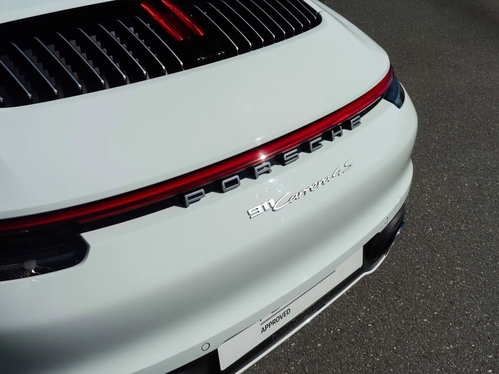 Porsche 992 Carrera 4S