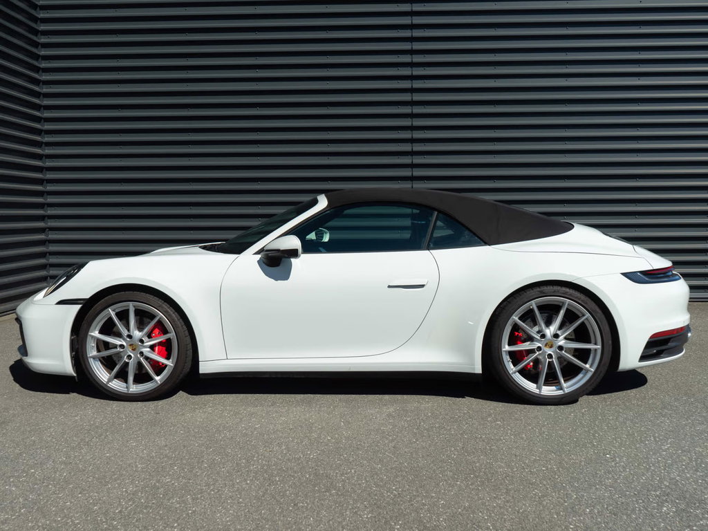 Porsche 992 Carrera 4S