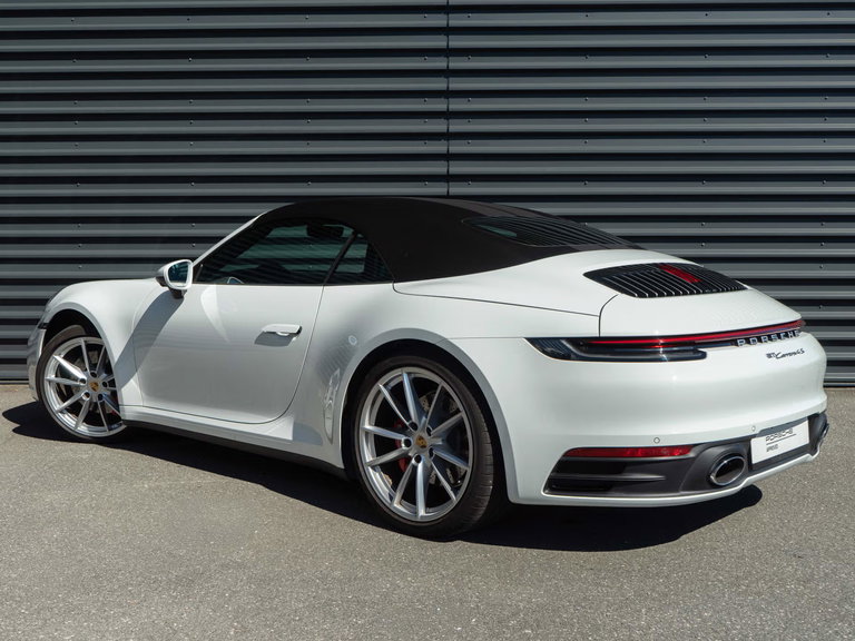 Porsche 992 Carrera 4S