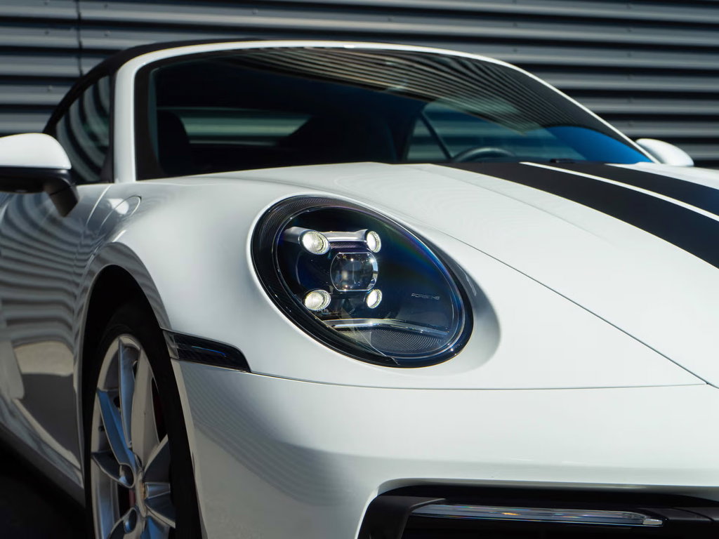 Porsche 992 Carrera 4S
