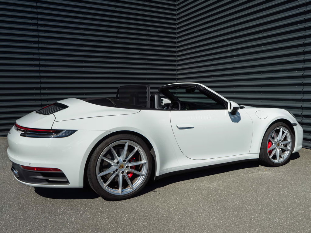 Porsche 992 Carrera 4S