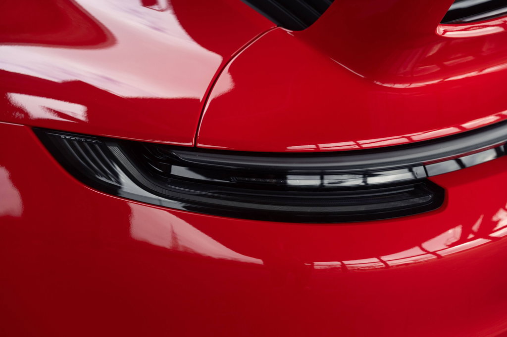 Porsche 992 Carrera GTS
