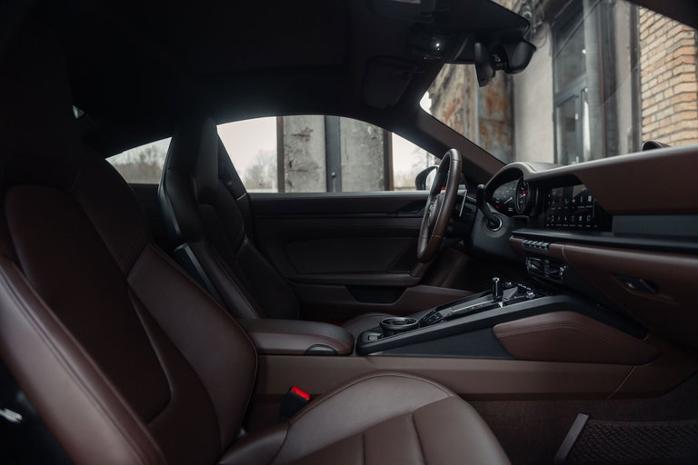 Porsche 992 Carrera GTS