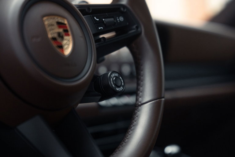 Porsche 992 Carrera GTS