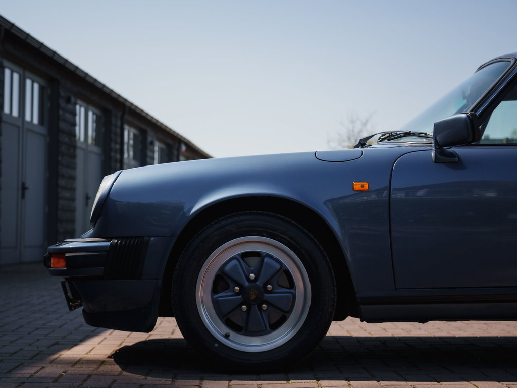 Porsche 911 Carrera 3.2