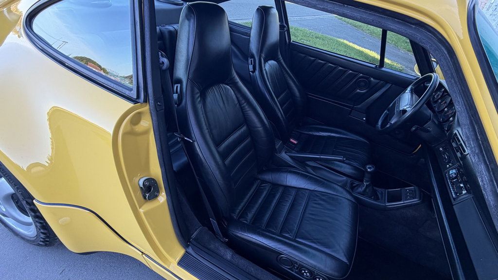 Porsche 964 Turbo