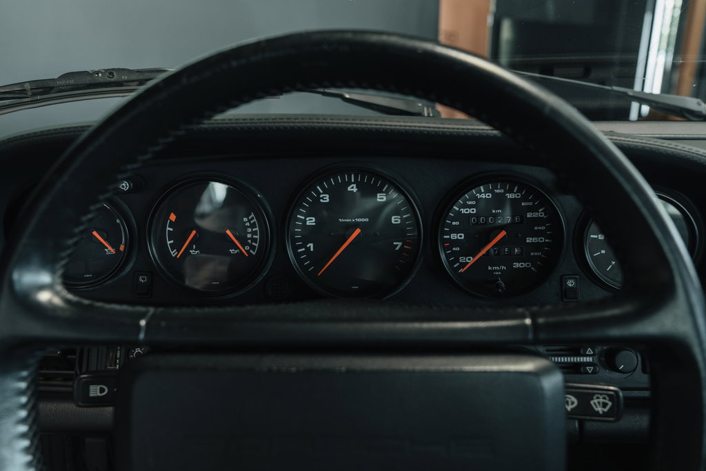 Porsche 964 Carrera 2