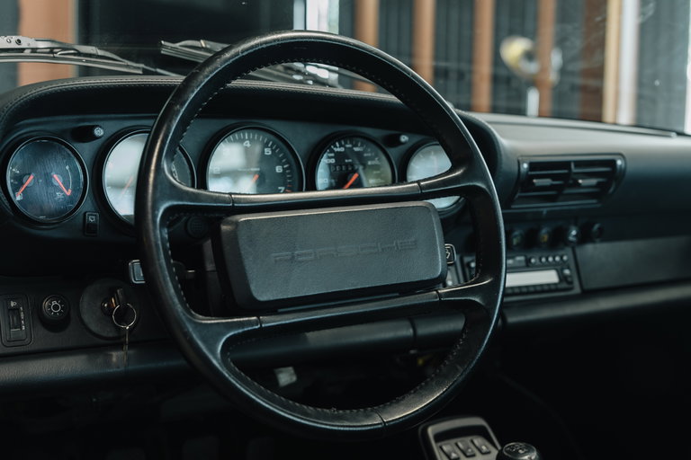 Porsche 964 Carrera 2