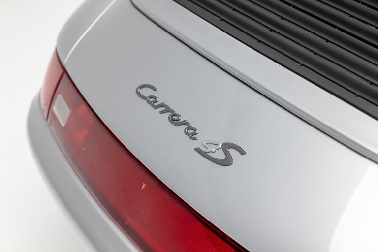 Porsche 993 Carrera 4S