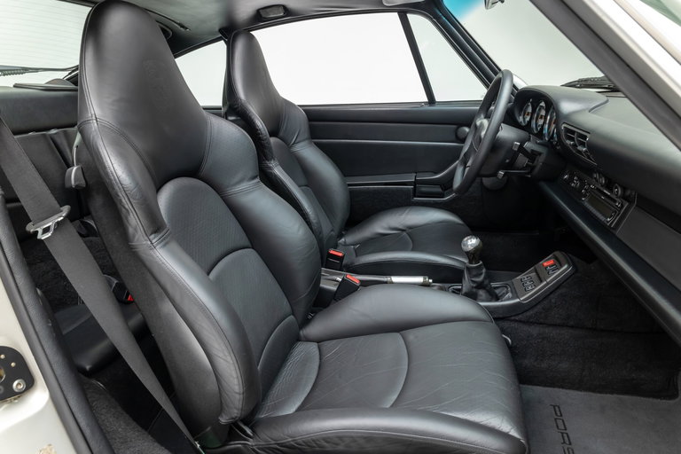 Porsche 993 Carrera 4S