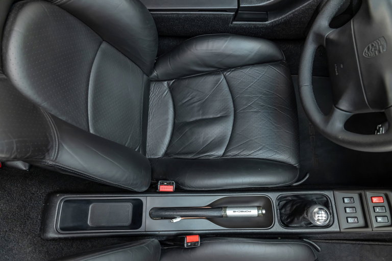 Porsche 993 Carrera 4S