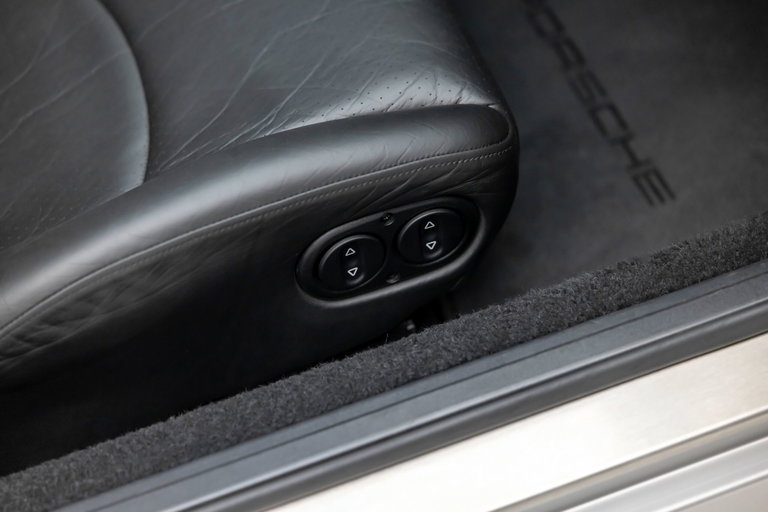 Porsche 993 Carrera 4S