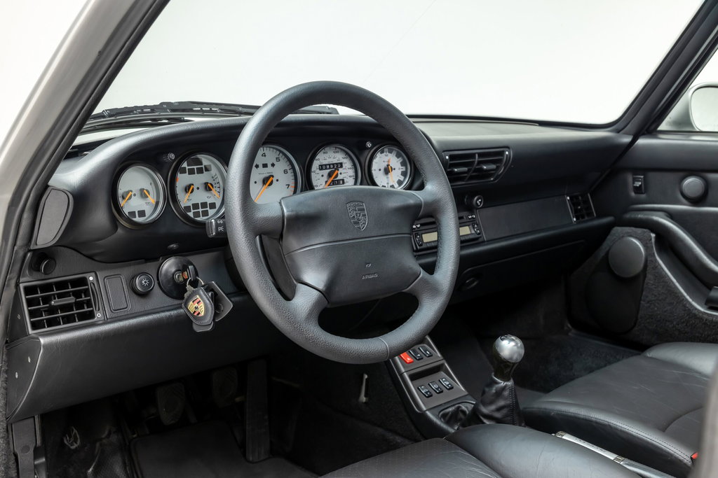 Porsche 993 Carrera 4S