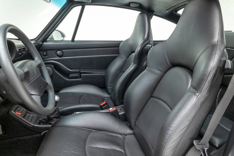 Porsche 993 Carrera 4S