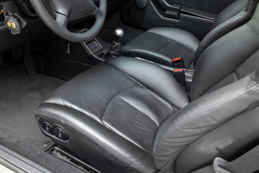 Porsche 993 Carrera 4S