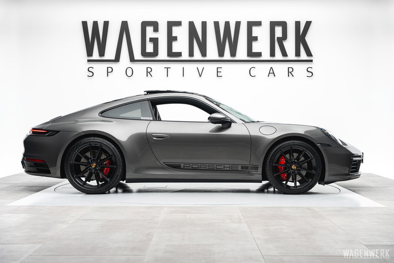 Porsche 992 Carrera 4S