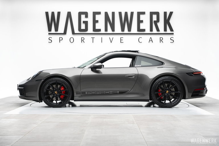 Porsche 992 Carrera 4S
