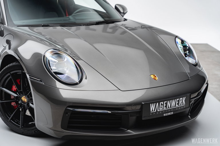 Porsche 992 Carrera 4S