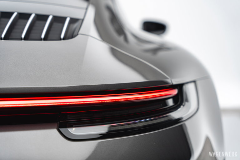 Porsche 992 Carrera 4S