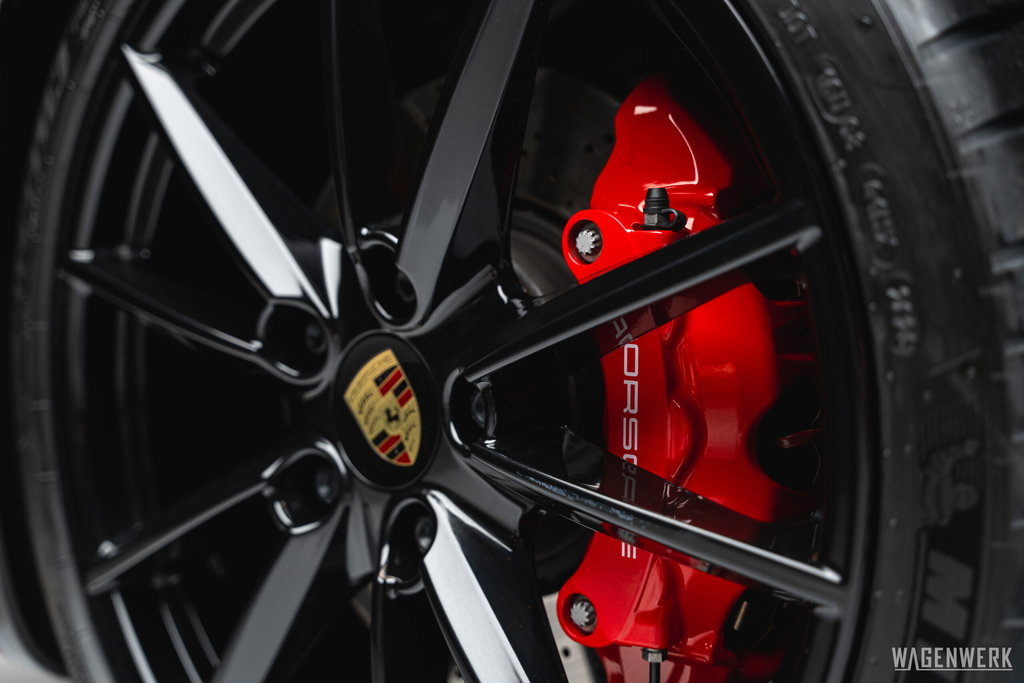Porsche 992 Carrera 4S