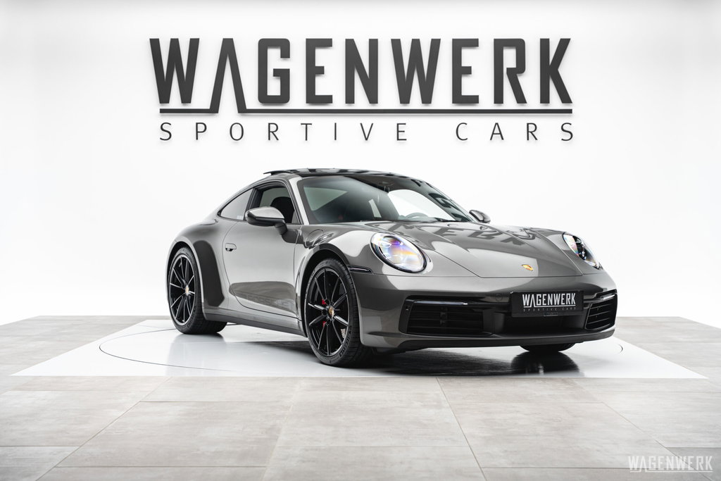 Porsche 992 Carrera 4S