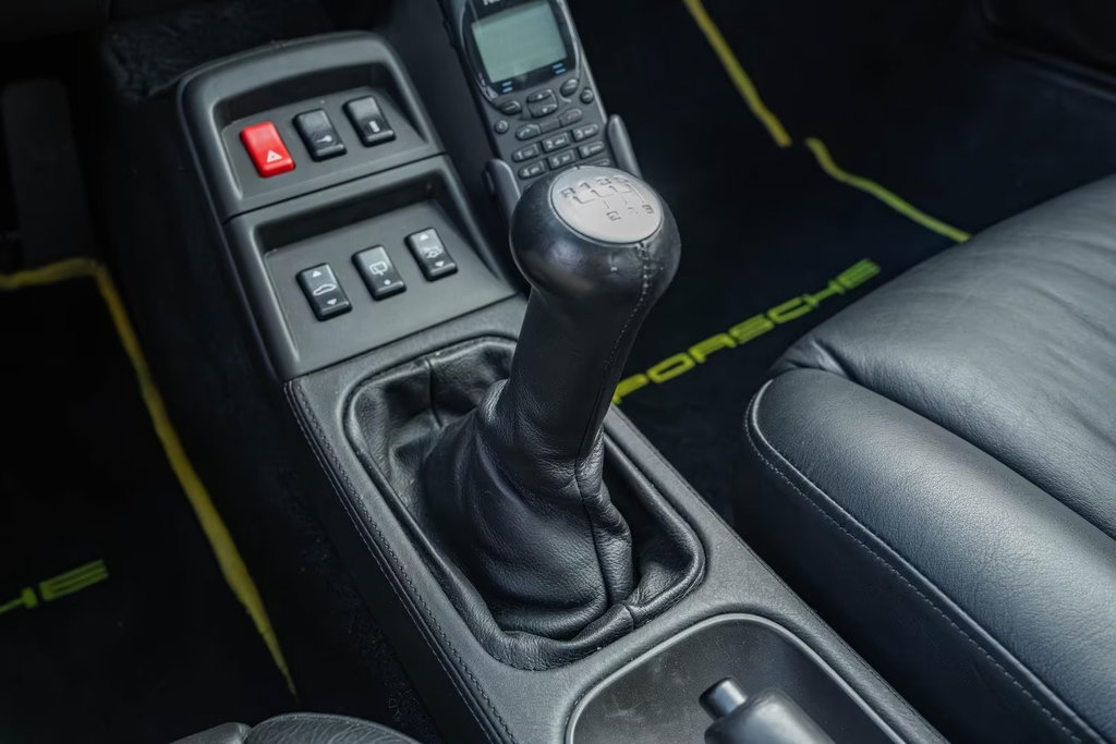 Porsche 993 Carrera 4S