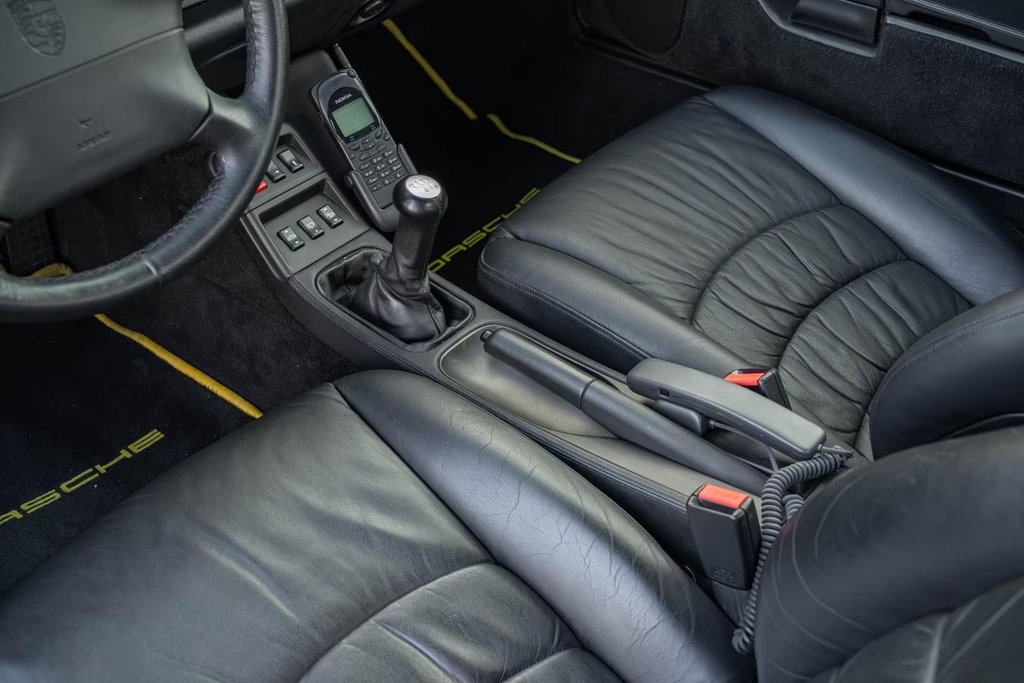 Porsche 993 Carrera 4S