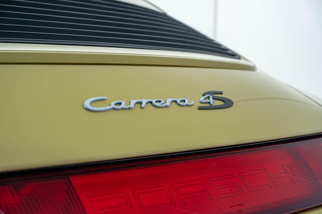 Porsche 993 Carrera 4S