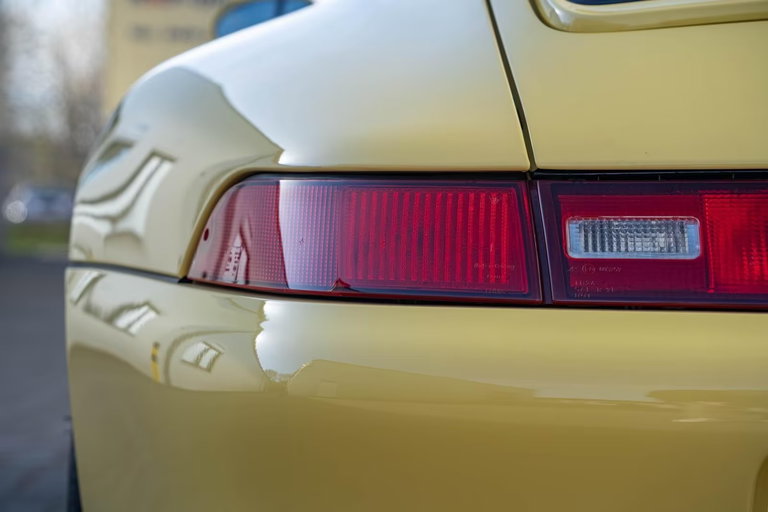 Porsche 993 Carrera 4S