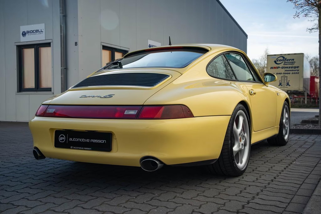 Porsche 993 Carrera 4S