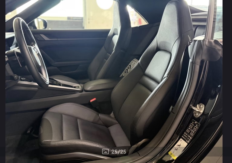 Porsche 992 Carrera
