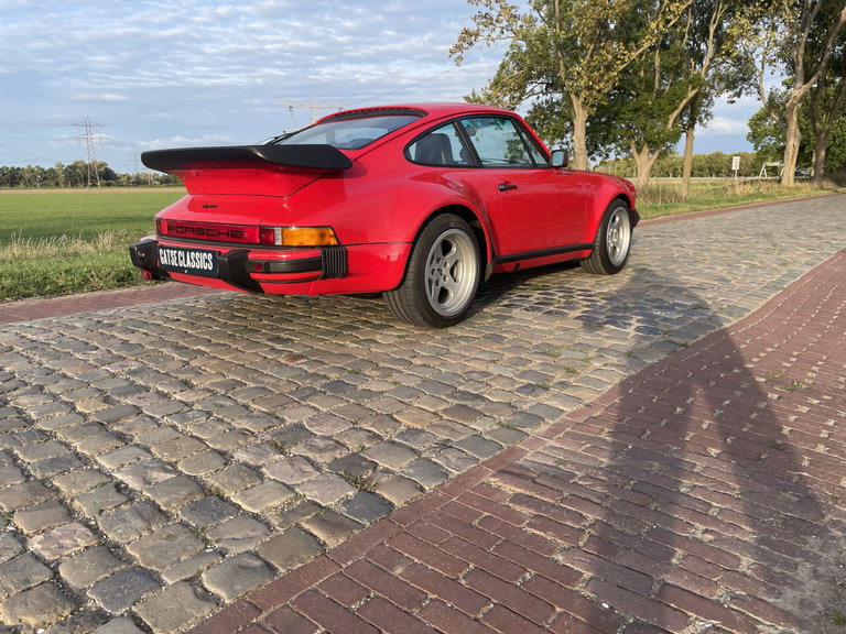 Porsche 911 Turbo 3.3