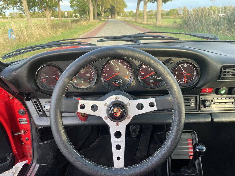 Porsche 911 Turbo 3.3