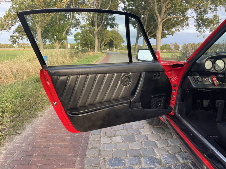 Porsche 911 Turbo 3.3