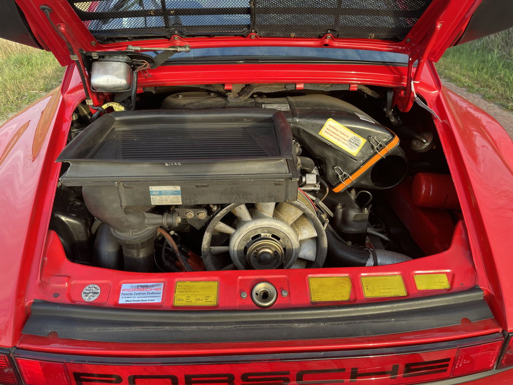 Porsche 911 Turbo 3.3