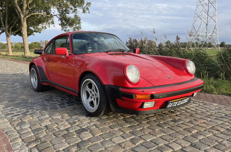 Porsche 911 Turbo 3.3