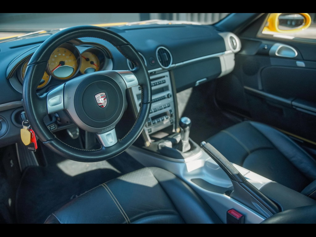 Porsche 987 Cayman S