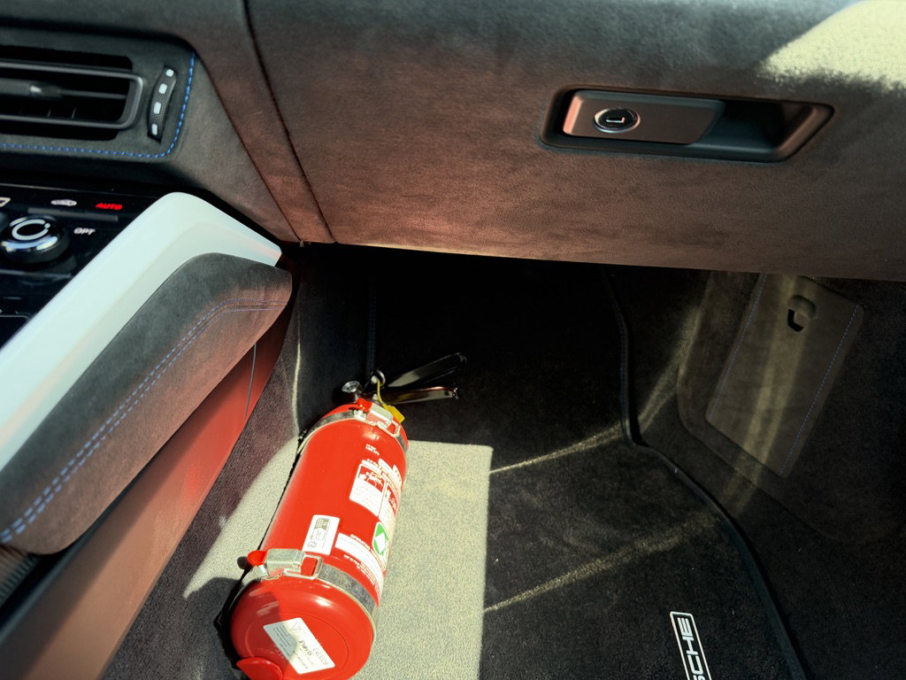 Porsche 911 Dakar