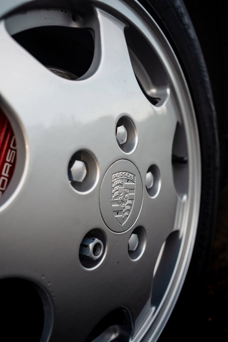 Porsche 964 Carrera 4