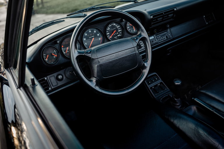 Porsche 964 Carrera 4