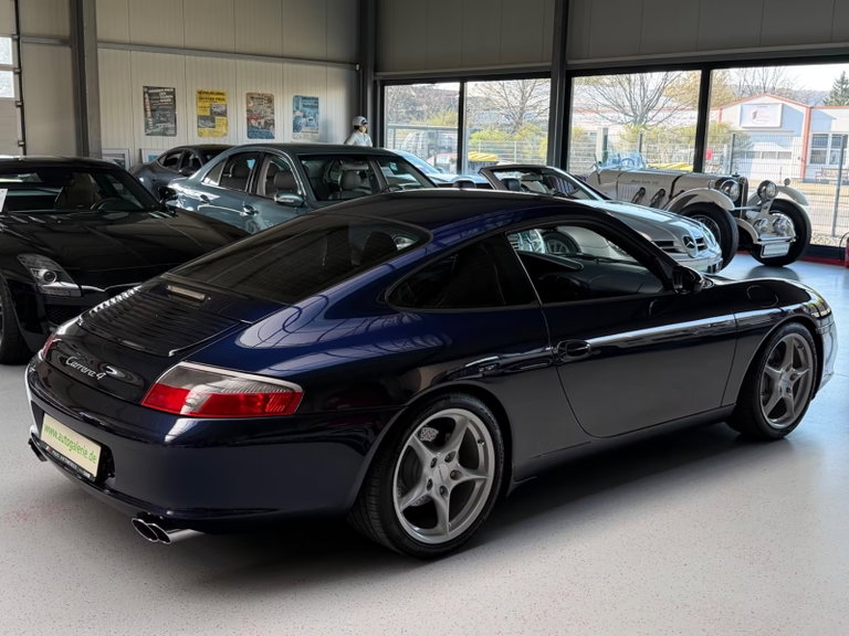 Porsche 996.2 Carrera 4