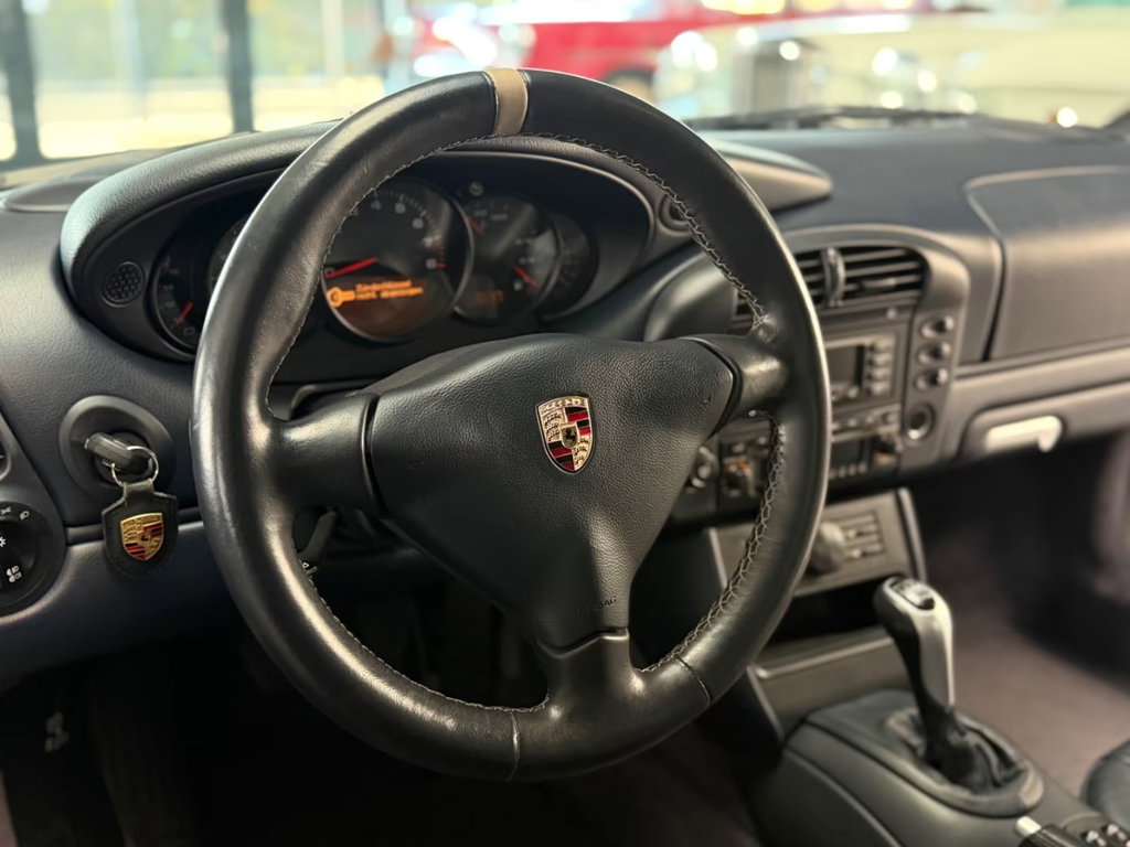 Porsche 996.2 Carrera 4