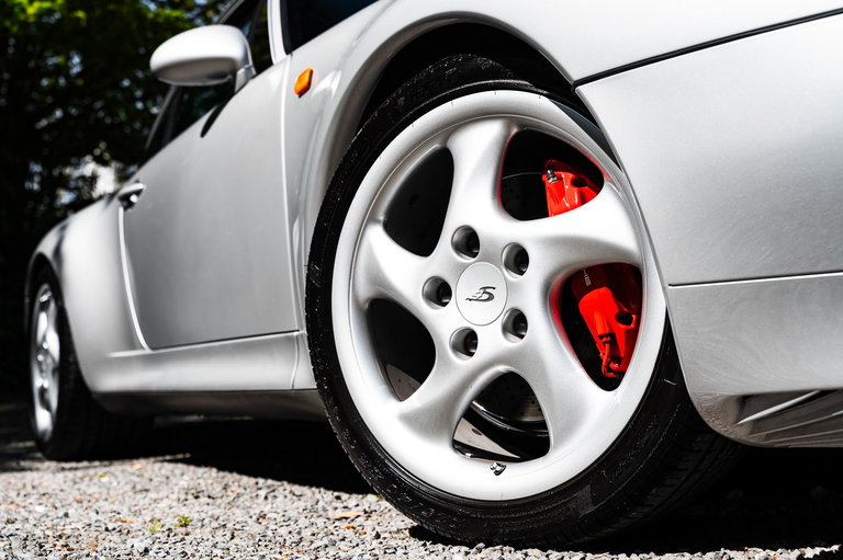 Porsche 993 Carrera 4S